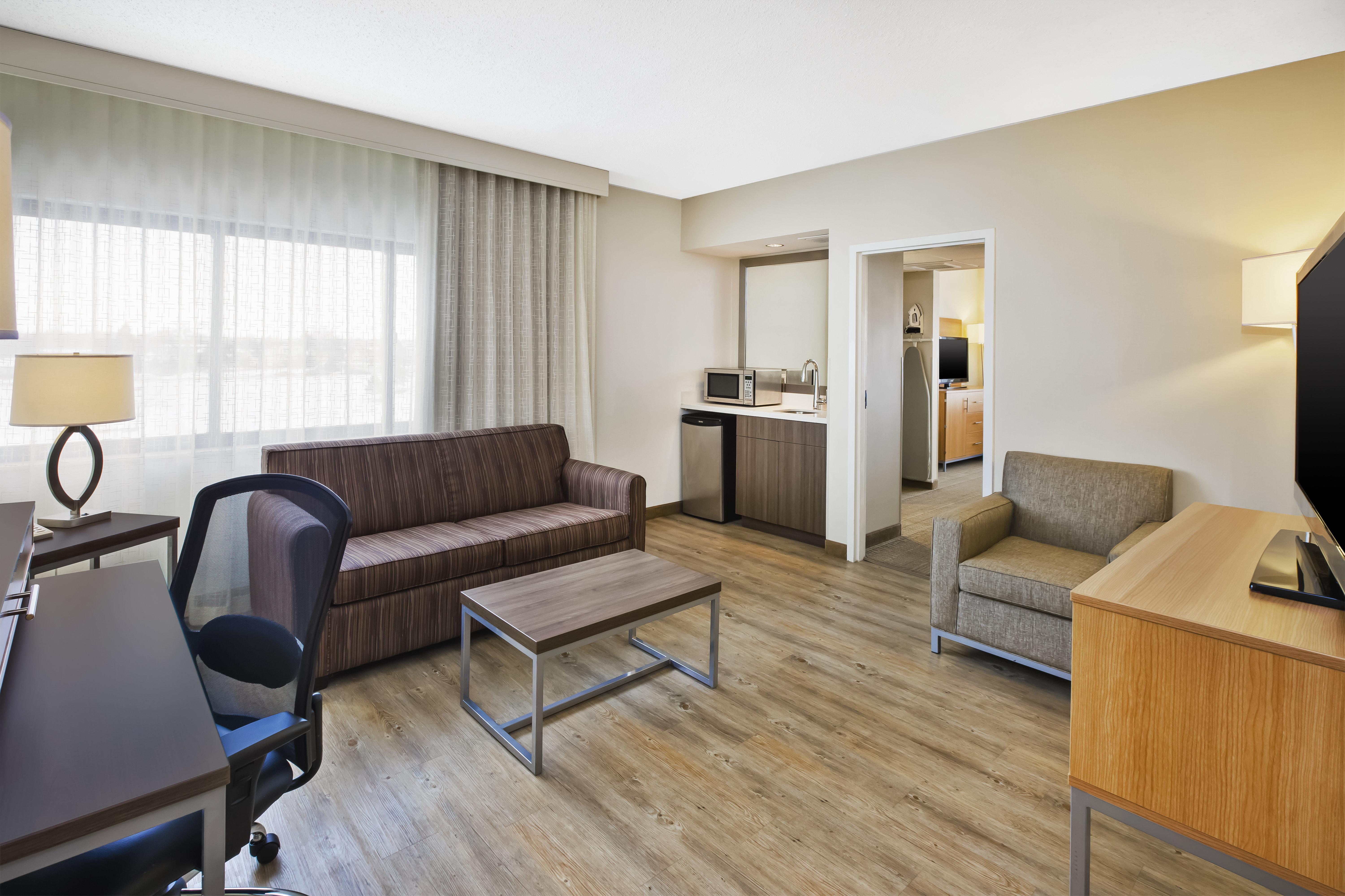 Doubletree By Hilton Rapid City Downtown Convention Center Exterior foto